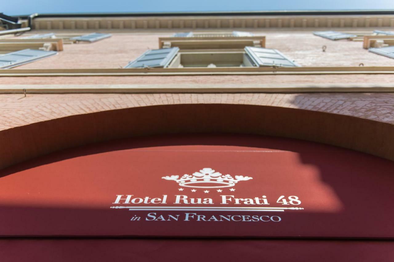 Hotel Rua Frati 48 In San Francesco Módena Exterior foto