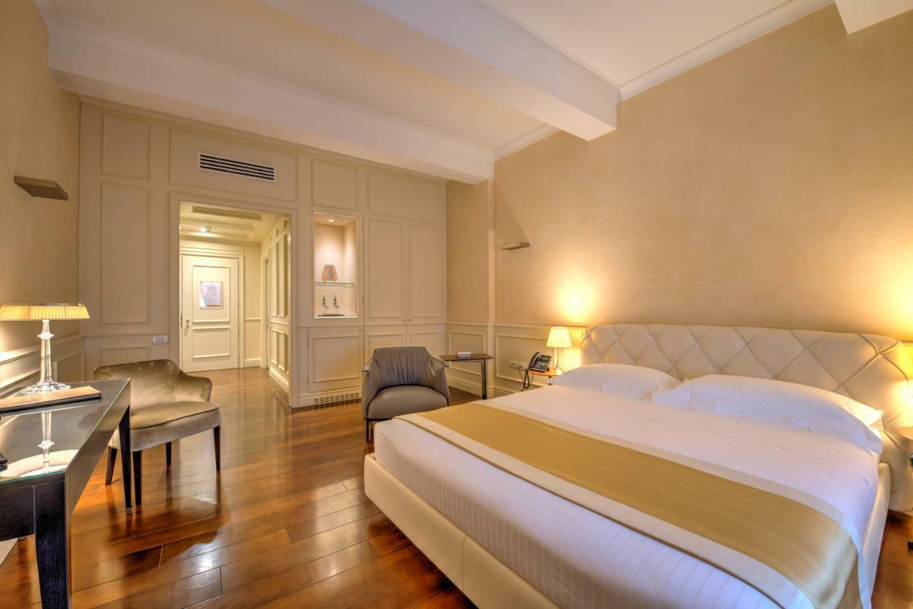 Hotel Rua Frati 48 In San Francesco Módena Exterior foto